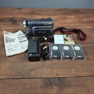 JVC Camcorder GR-SXM320 Gray Excellent Super VHS-C 400x Zoom Bundle Tested